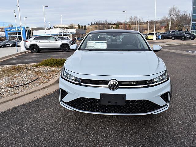 New 2026 Volkswagen Jetta SE image 2