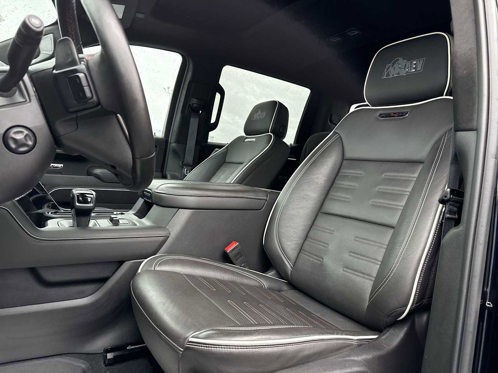 Certified 2024 GMC Sierra 1500 AT4X w/ AT4X AEV Edition AWD/4WD image 13