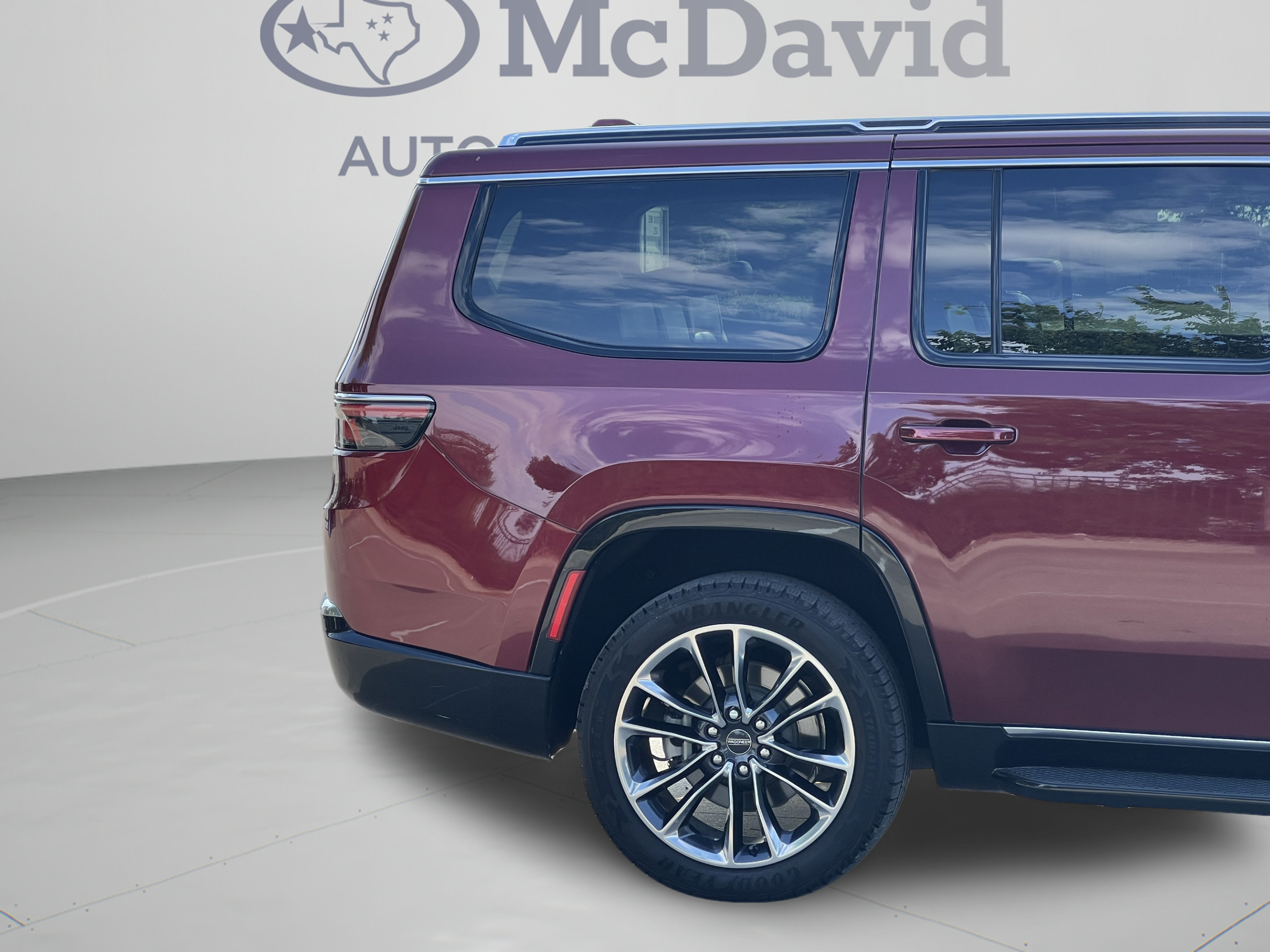 Used 2022 Jeep Wagoneer Series II w/ Premium Group I RWD image 32