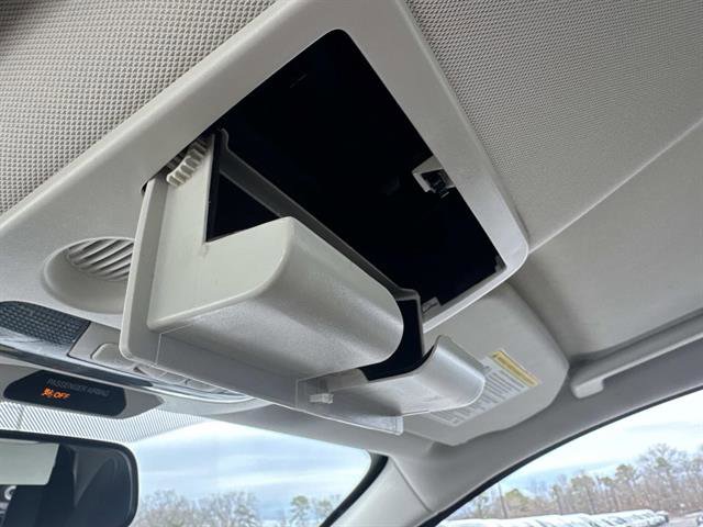 Used 2022 Ford EcoSport SE w/ SE Convenience Package image 40