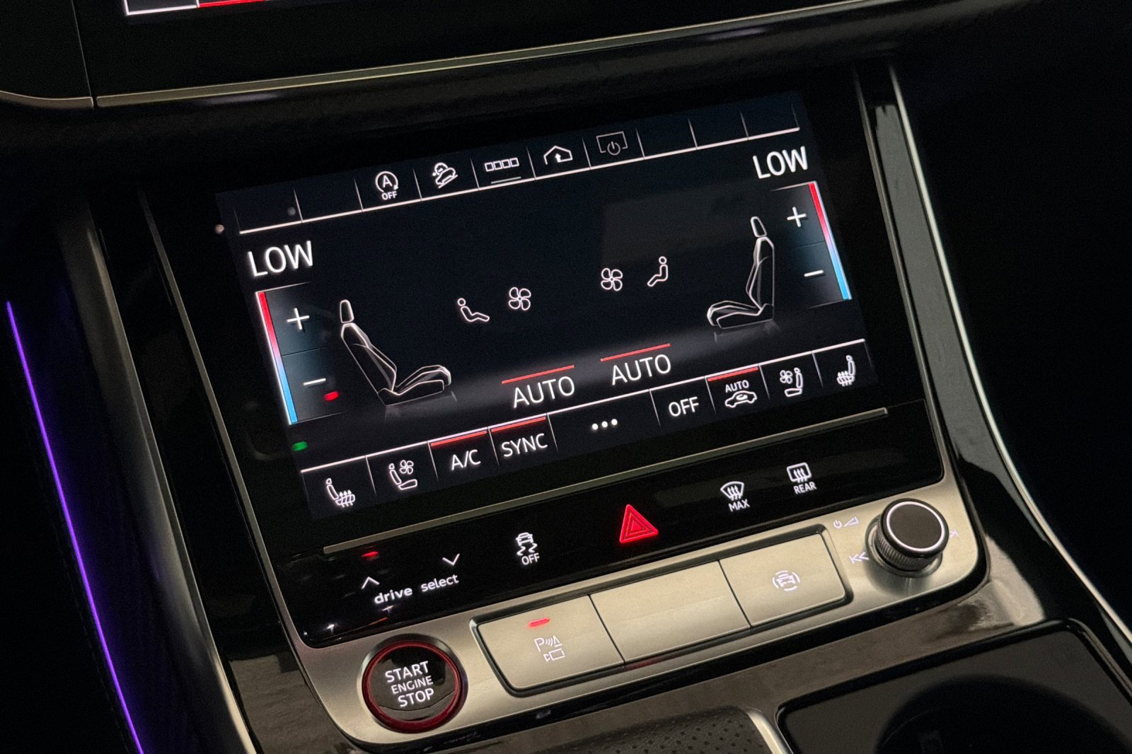 Used 2023 Audi RS Q8 AWD/4WD image 20