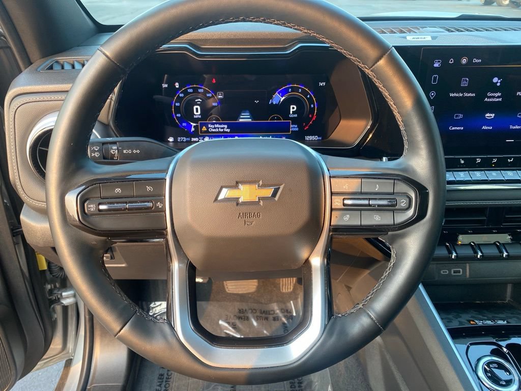 Used 2024 Chevrolet Colorado LT w/ LT Convenience Package III AWD/4WD image 25