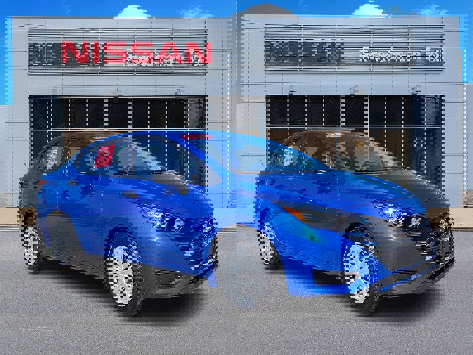 Used 2023 Nissan Versa S w/ Trunk Package