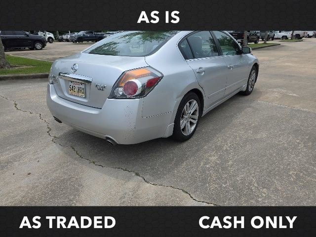 Used 2011 Nissan Altima 3.5 SR FWD image 6