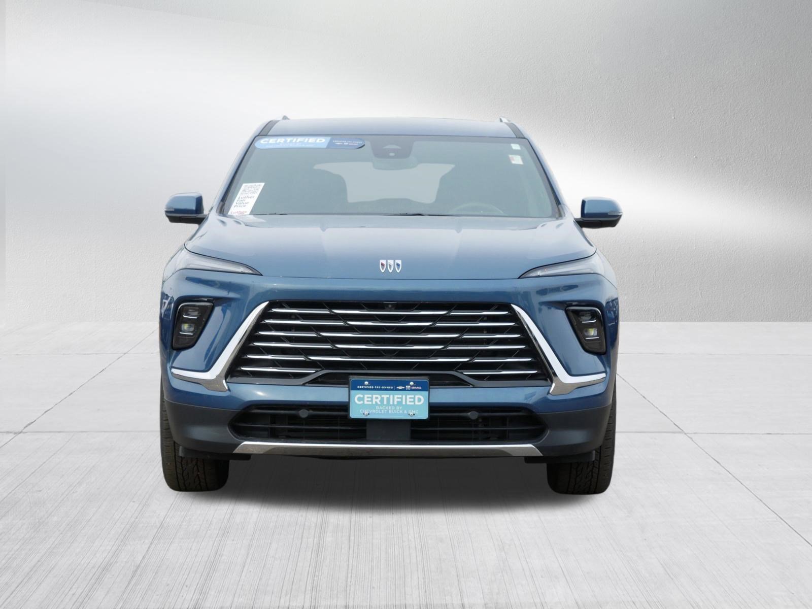 Certified 2025 Buick Enclave Preferred image 2