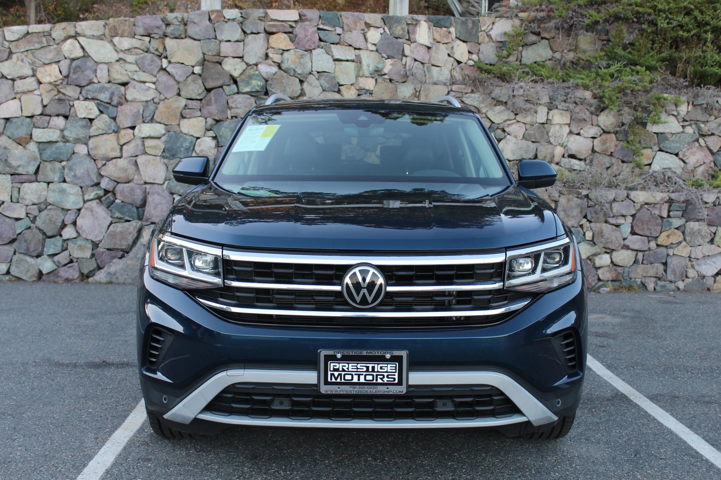 Used 2021 Volkswagen Atlas SEL image 3
