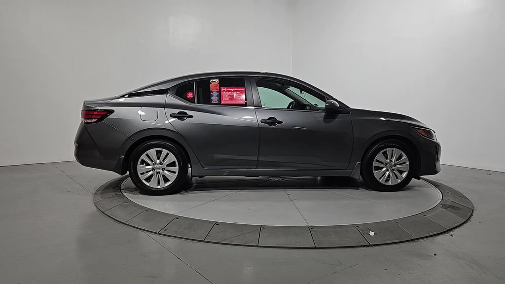 Certified 2025 Nissan Sentra S FWD image 8