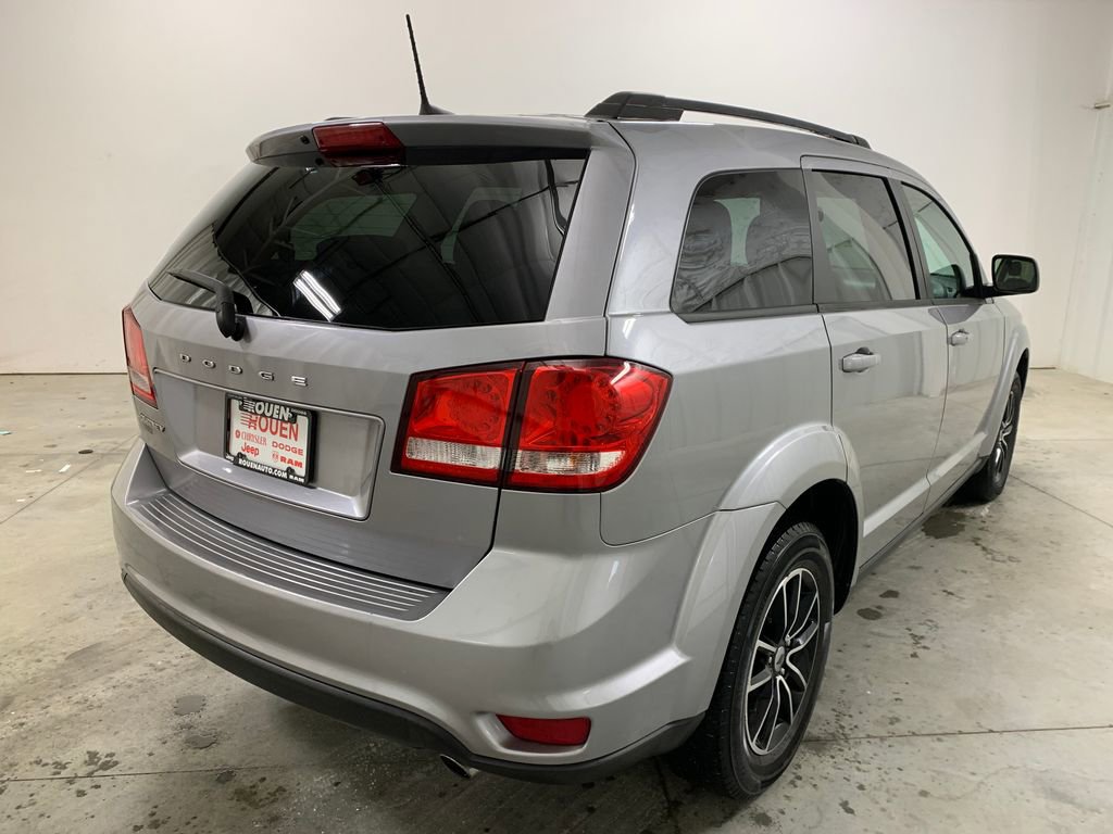 Used 2019 Dodge Journey SE w/ Premium Group image 26