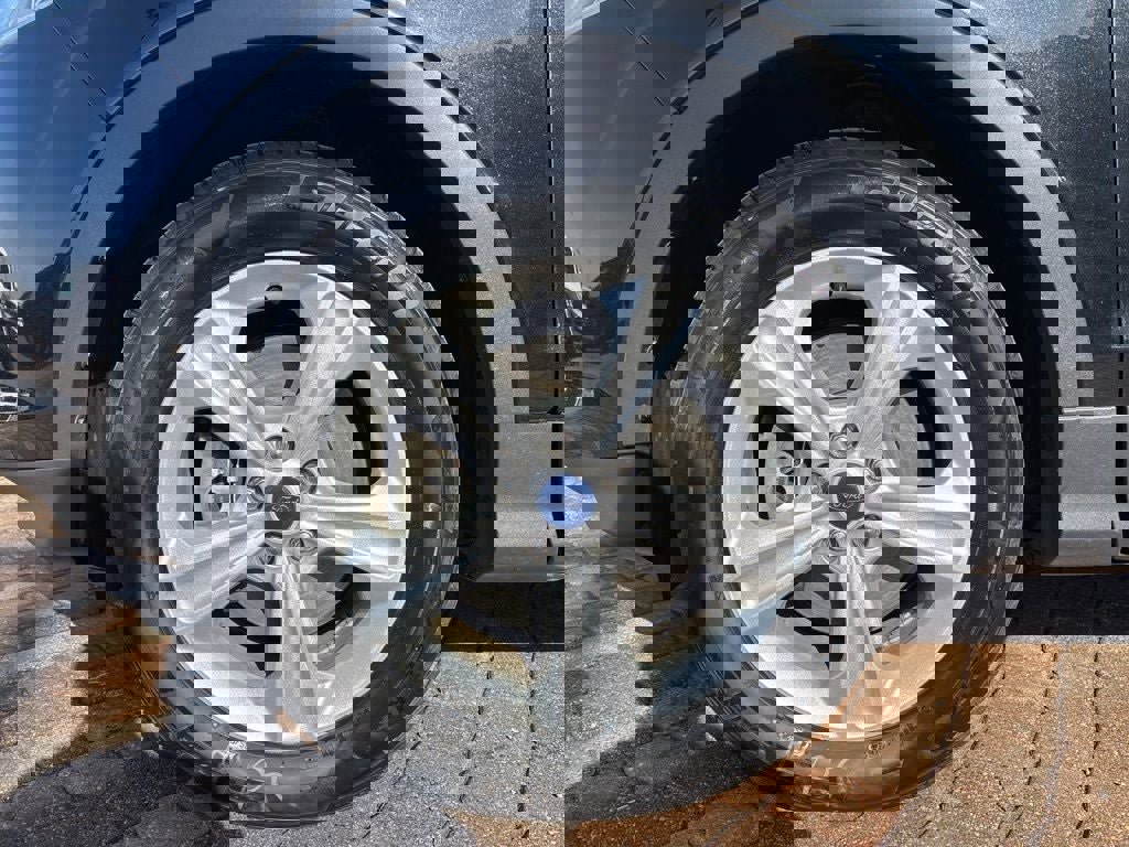 Used 2015 Ford Escape SE image 9