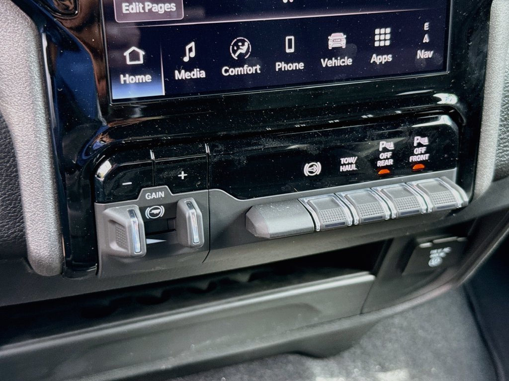 New 2026 RAM 2500 Tradesman AWD/4WD image 16
