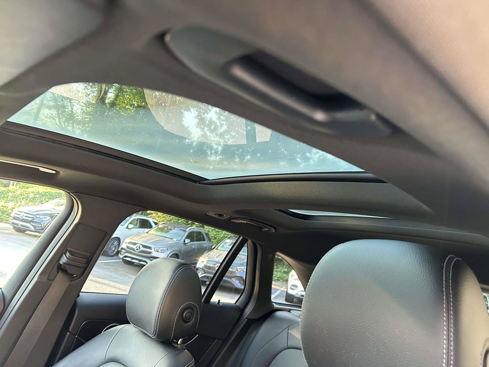 Used 2018 Mercedes-Benz GLC 300 4MATIC image 25