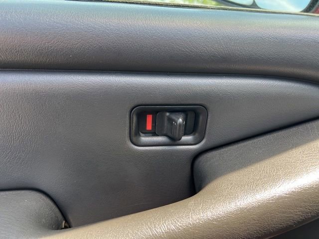 Used 2003 Chevrolet Silverado 1500 W/T RWD image 18