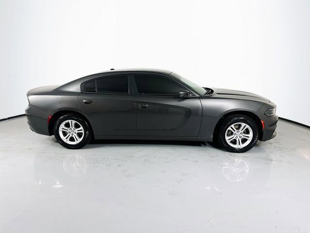 Used 2020 Dodge Charger SXT RWD image 10
