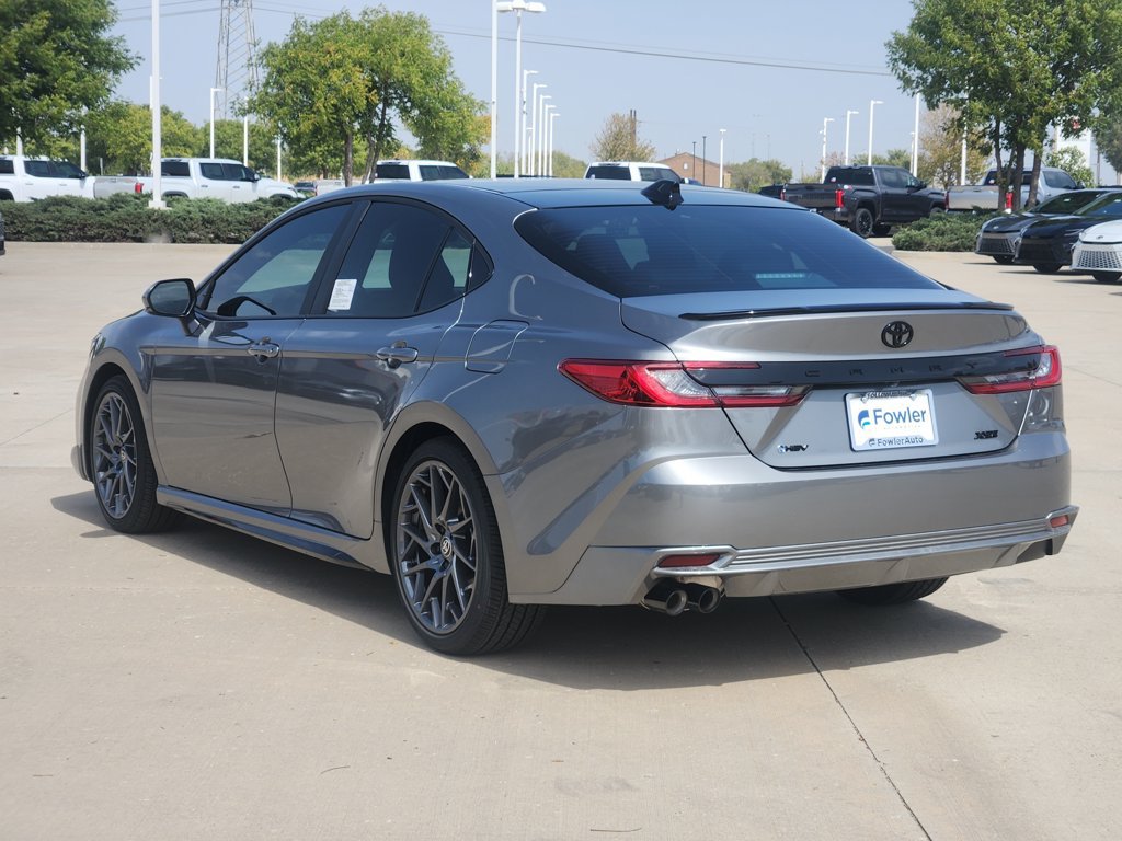New 2026 Toyota Camry Hybrid FWD image 7