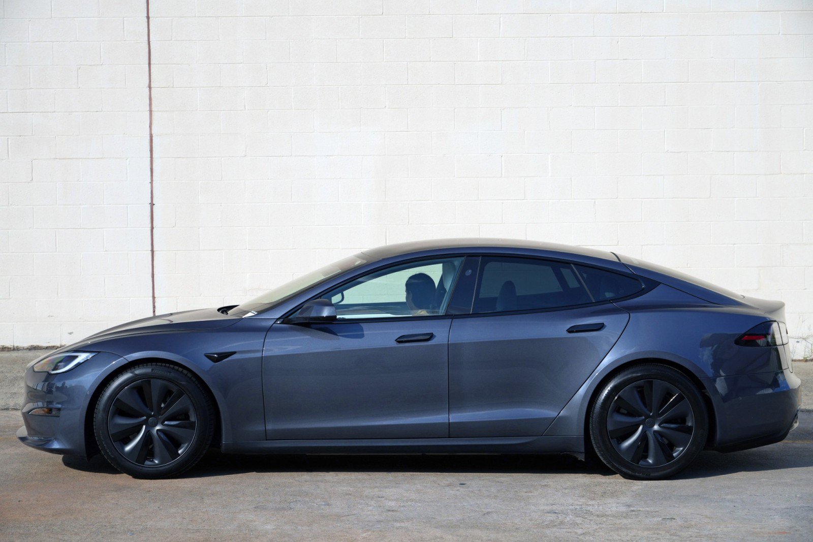 Used 2022 Tesla Model S AWD/4WD image 54