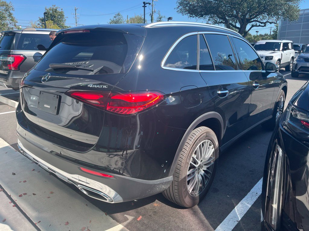 Certified 2024 Mercedes-Benz GLC 300 4MATIC image 5