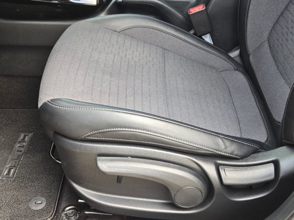 Certified 2023 Kia Seltos S w/ Navigation Package FWD image 26