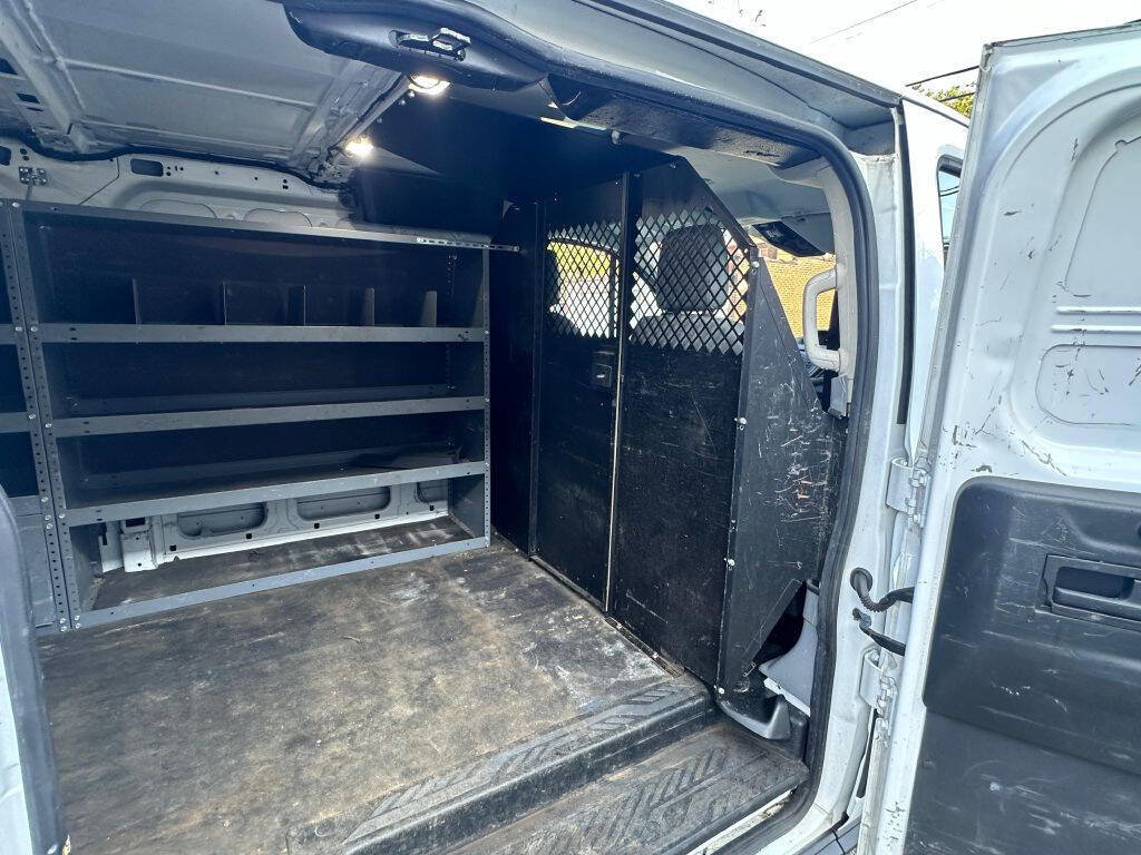 Used 2019 Ford Transit 250 250 3dr SWB Low Roof Cargo Van image 25