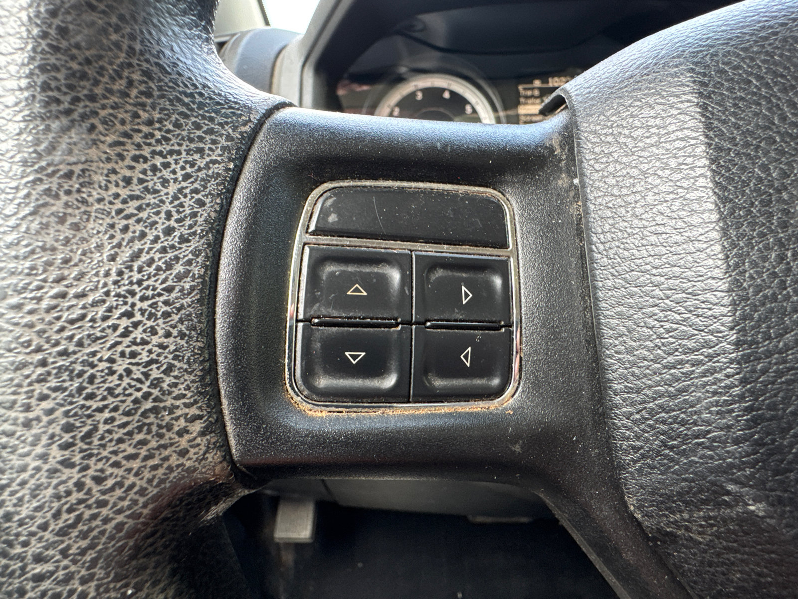 Used 2015 RAM 2500 Tradesman w/ Chrome Appearance Group AWD/4WD image 28