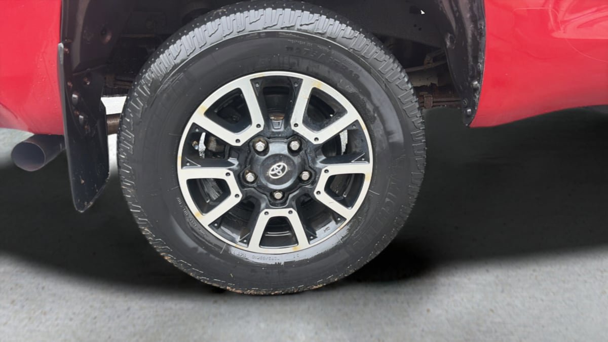 Used 2016 Toyota Tundra SR5 w/ TRD Off Road Package AWD/4WD image 22