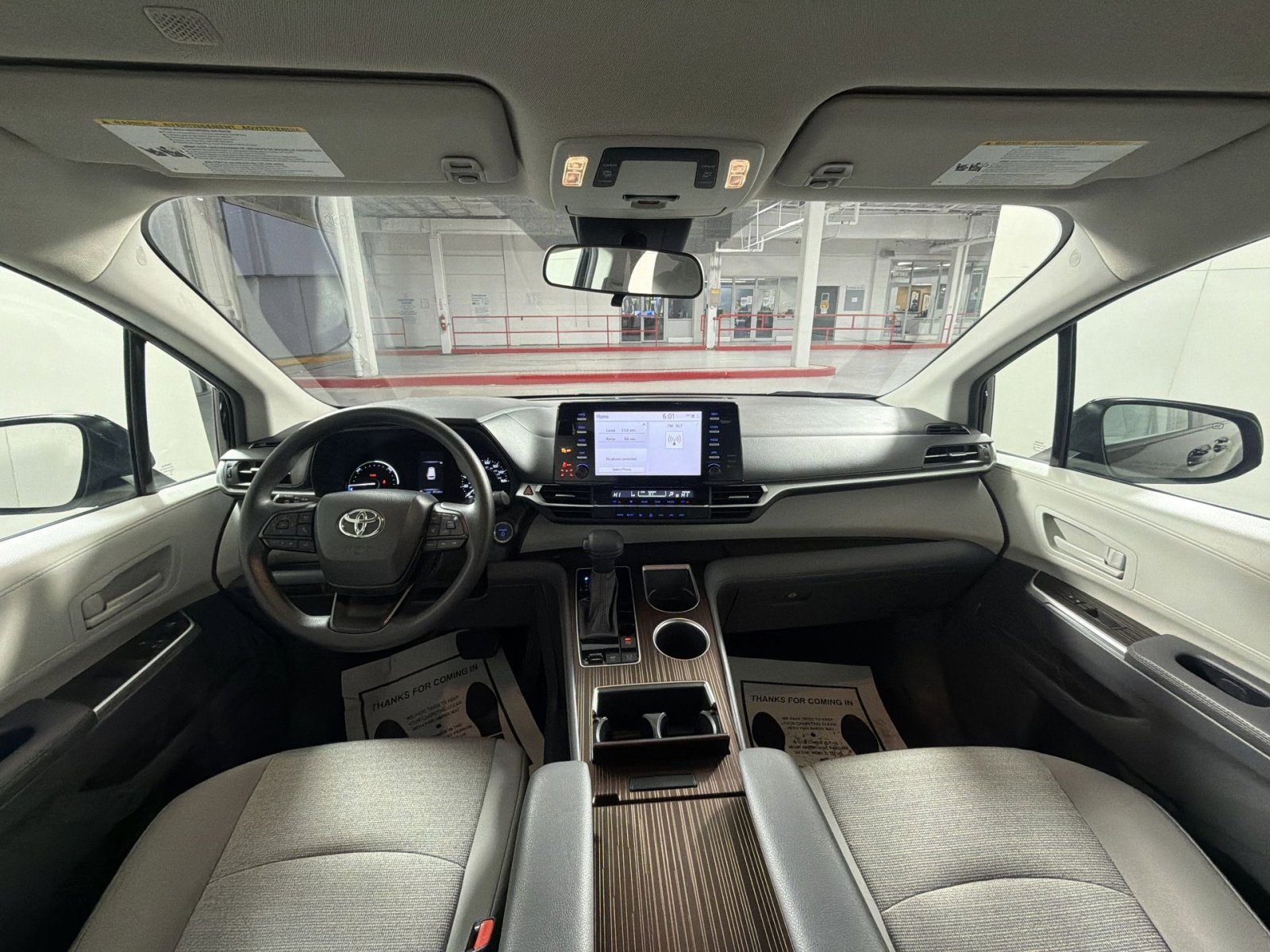 Used 2024 Toyota Sienna LE image 22