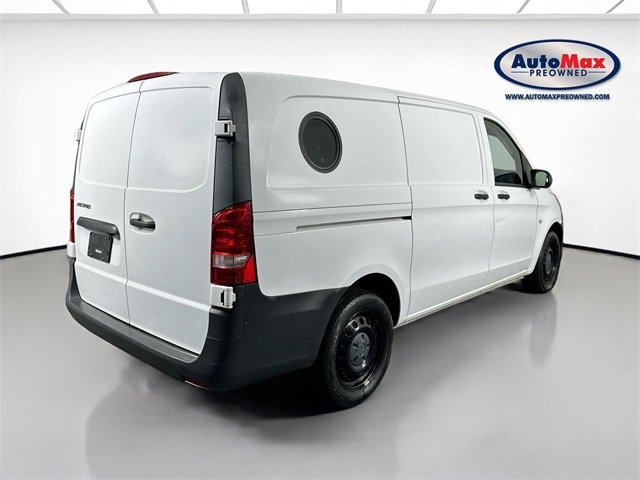Used 2020 Mercedes-Benz Metris image 2
