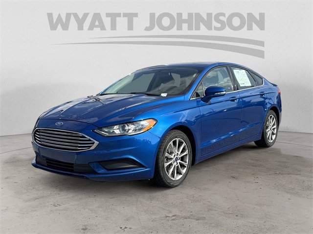 Used 2017 Ford Fusion SE