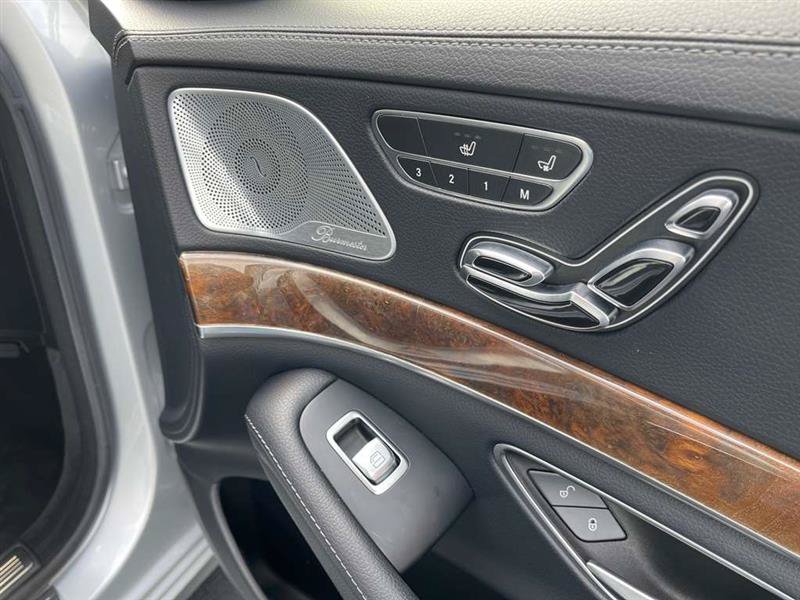 Used 2015 Mercedes-Benz S 550 4MATIC Sedan image 59
