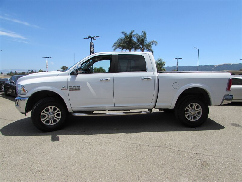 Used 2016 RAM 3500 Laramie w/ Convenience Group AWD/4WD image 3
