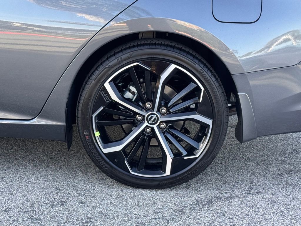 New 2026 Nissan Altima 2.5 SR FWD image 8