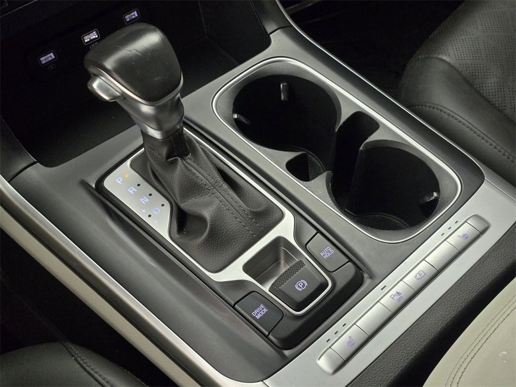 Used 2024 Kia Carnival LX image 33