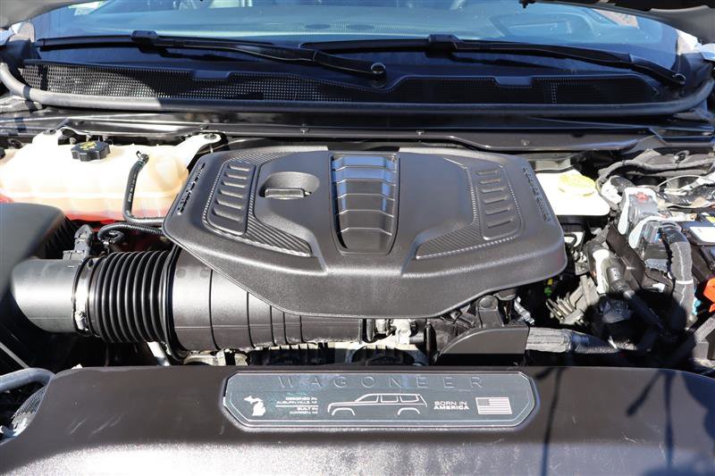 Used 2024 Jeep Wagoneer Series III image 34