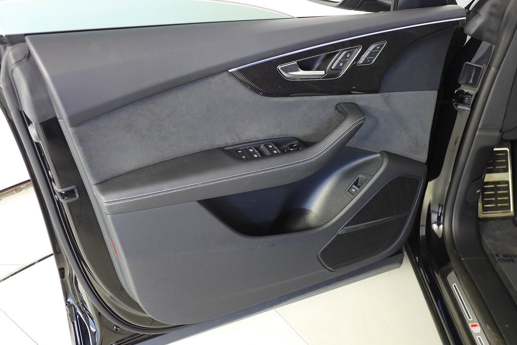 Used 2023 Audi SQ8 Premium Plus image 11