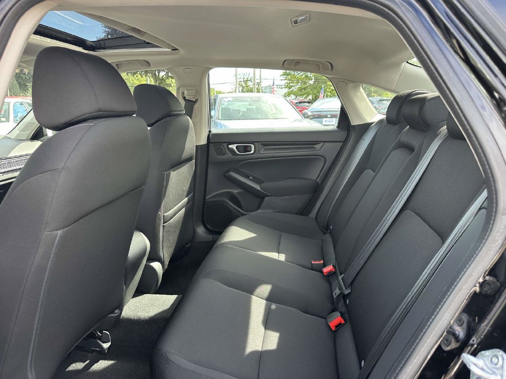 Certified 2023 Honda Civic EX image 9