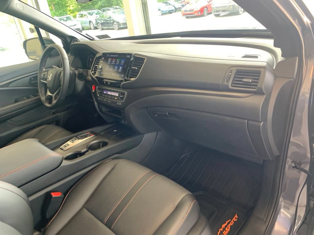 Used 2025 Honda Ridgeline TrailSport image 21