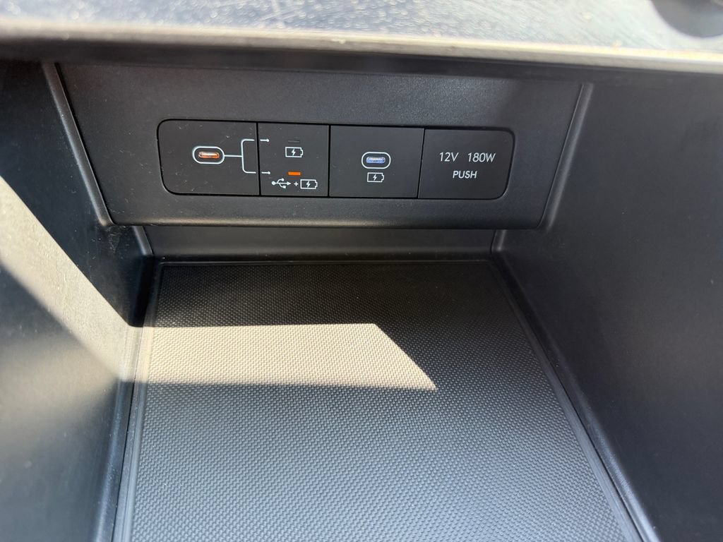 Used 2025 Hyundai Sonata SEL FWD image 21