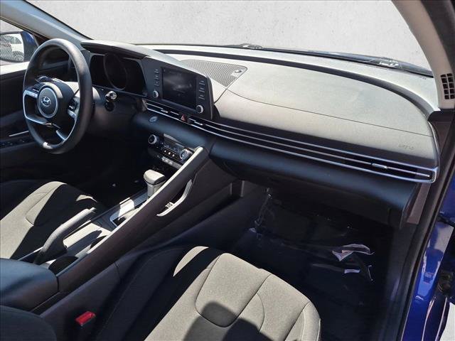 Used 2023 Hyundai Elantra SEL FWD image 20