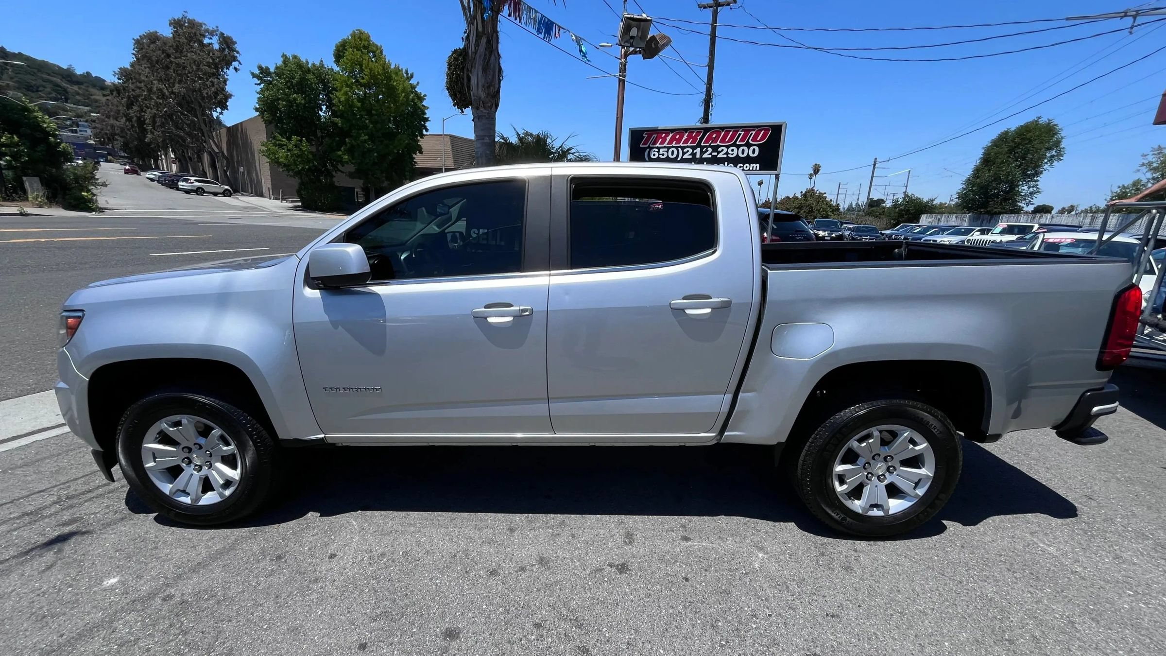 Used 2016 Chevrolet Colorado LT w/ LT Convenience Package RWD image 4