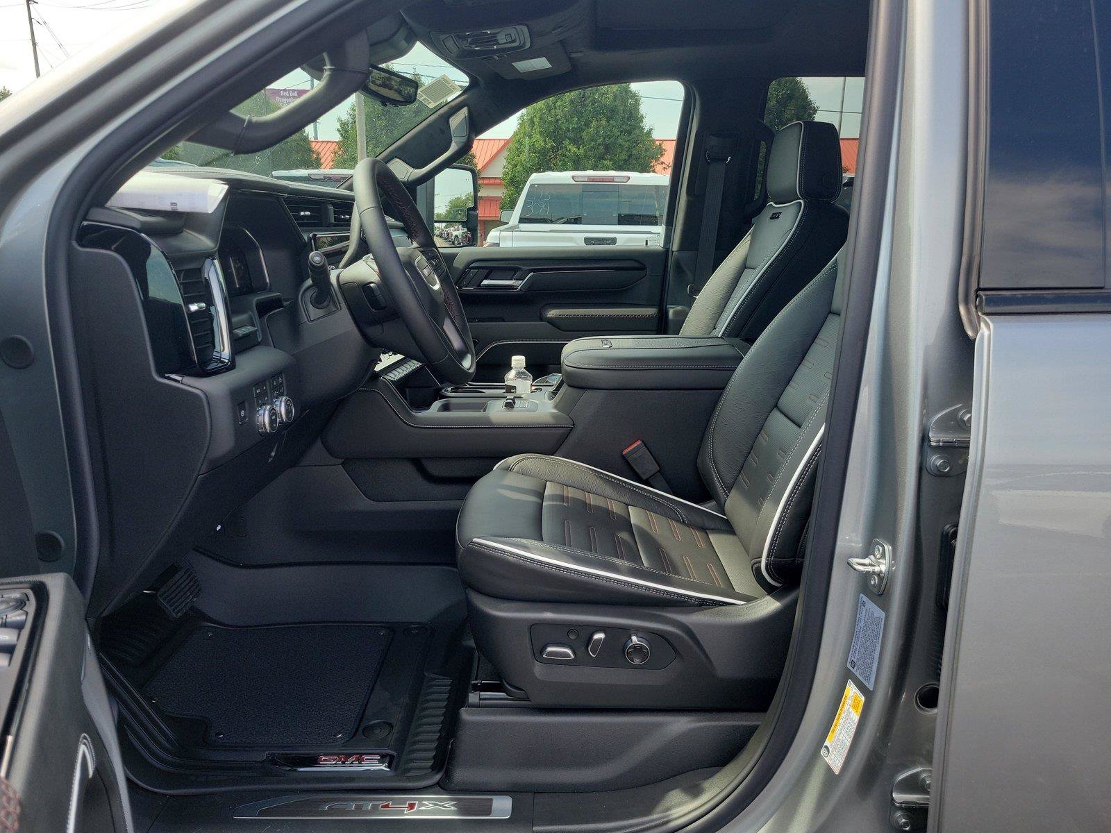 New 2026 GMC Sierra 2500 AT4X AWD/4WD image 15