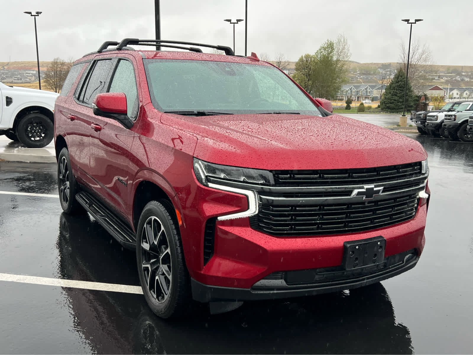 Used 2021 Chevrolet Tahoe RST w/ Luxury Package AWD/4WD image 4