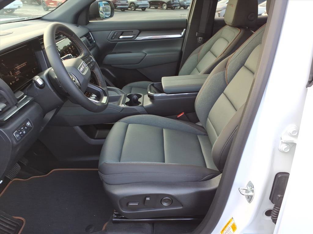 New 2026 GMC Terrain AT4 w/ Convenience Package III image 14