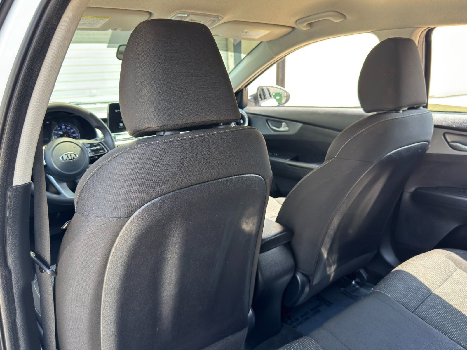 Used 2019 Kia Forte LXS FWD image 27