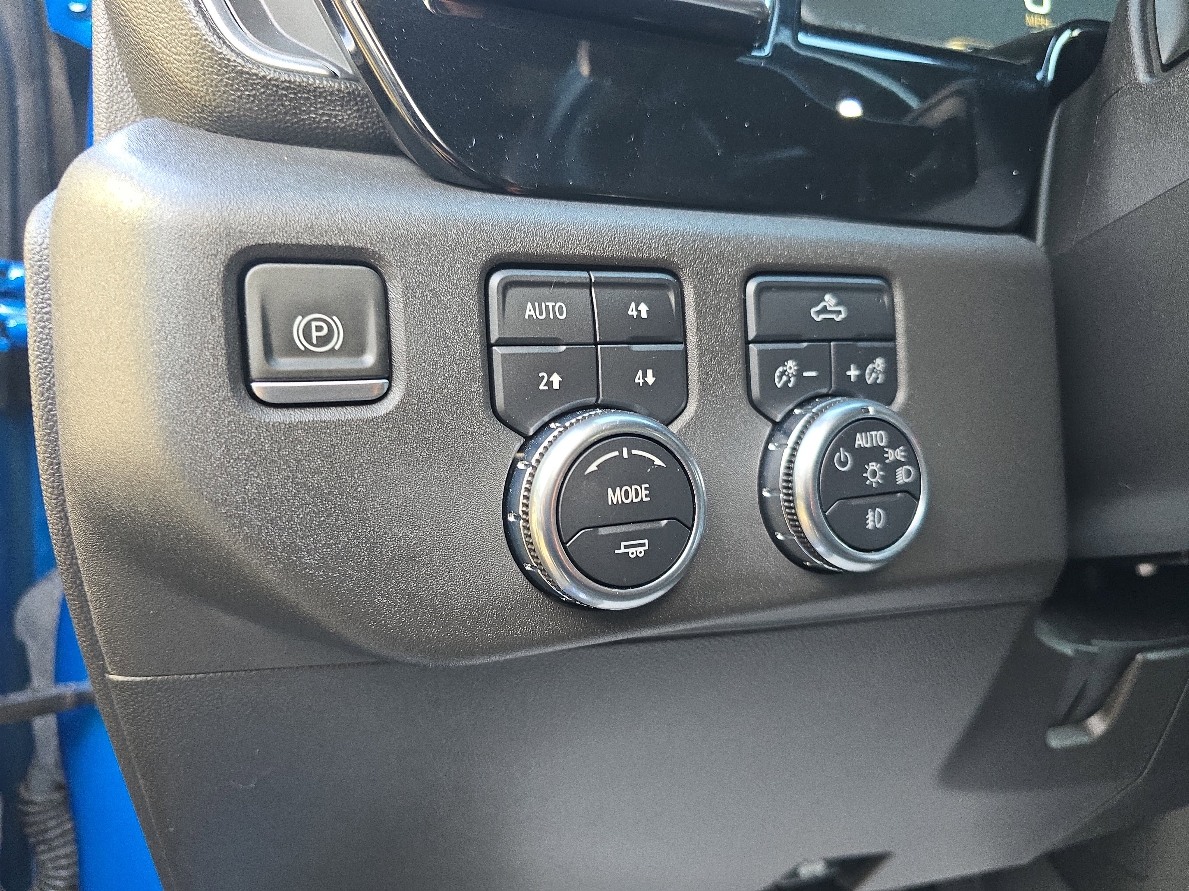 Used 2022 GMC Sierra 1500 Elevation w/ Preferred Package image 21