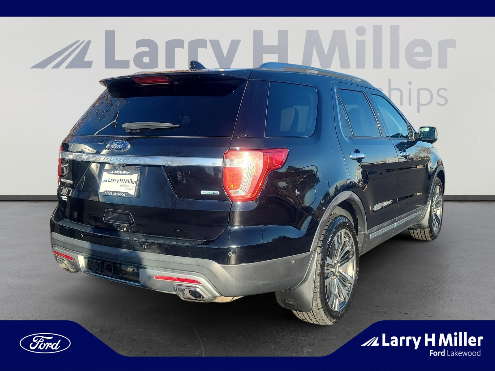 Used 2016 Ford Explorer Platinum image 5