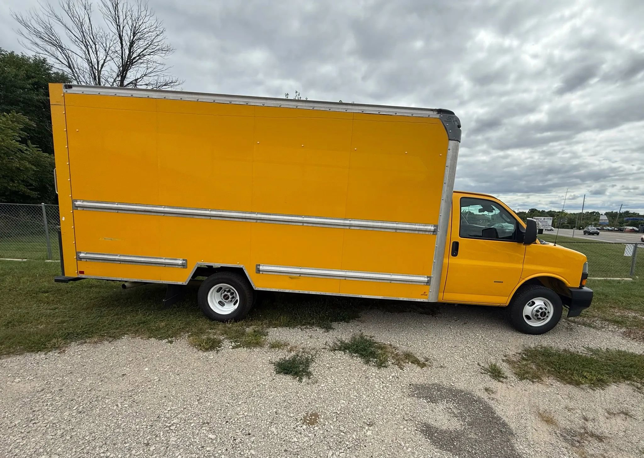 Used 2021 GMC Savana 3500 Extended w/ Power Convenience Package