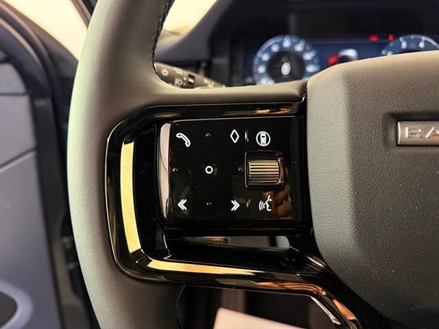 Certified 2026 Land Rover Range Rover Evoque S AWD/4WD image 18