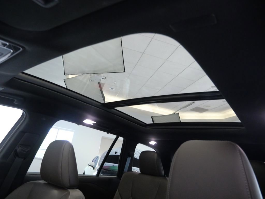 Certified 2025 Lexus TX 350 AWD w/ Technology Package image 32