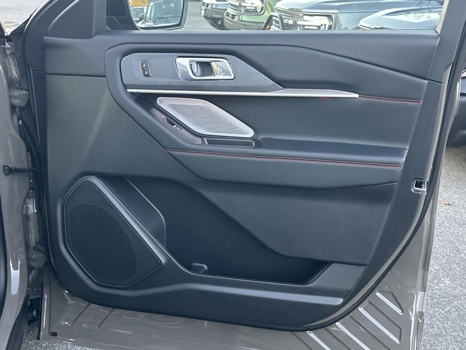 New 2026 Ford Explorer ST w/ Sun And Sound Package image 41