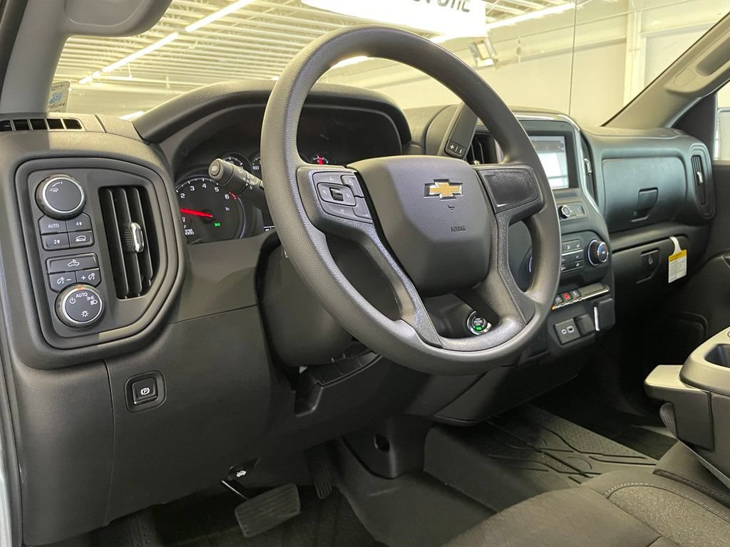 New 2026 Chevrolet Silverado 1500 Custom w/ Turbomax Blackout Package AWD/4WD image 9