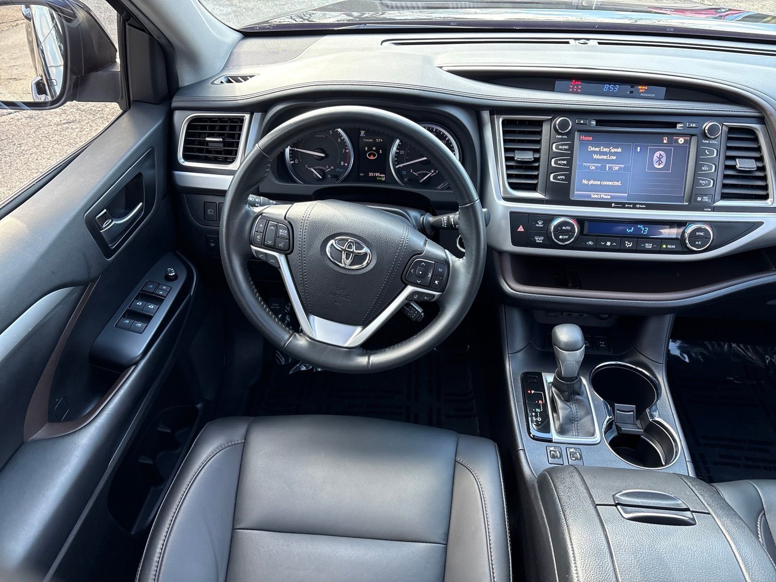 Used 2019 Toyota Highlander XLE w/ Carpet Mat Package (TMS) image 14